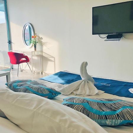 Sur La Mer Hotel Ashdod Extérieur photo