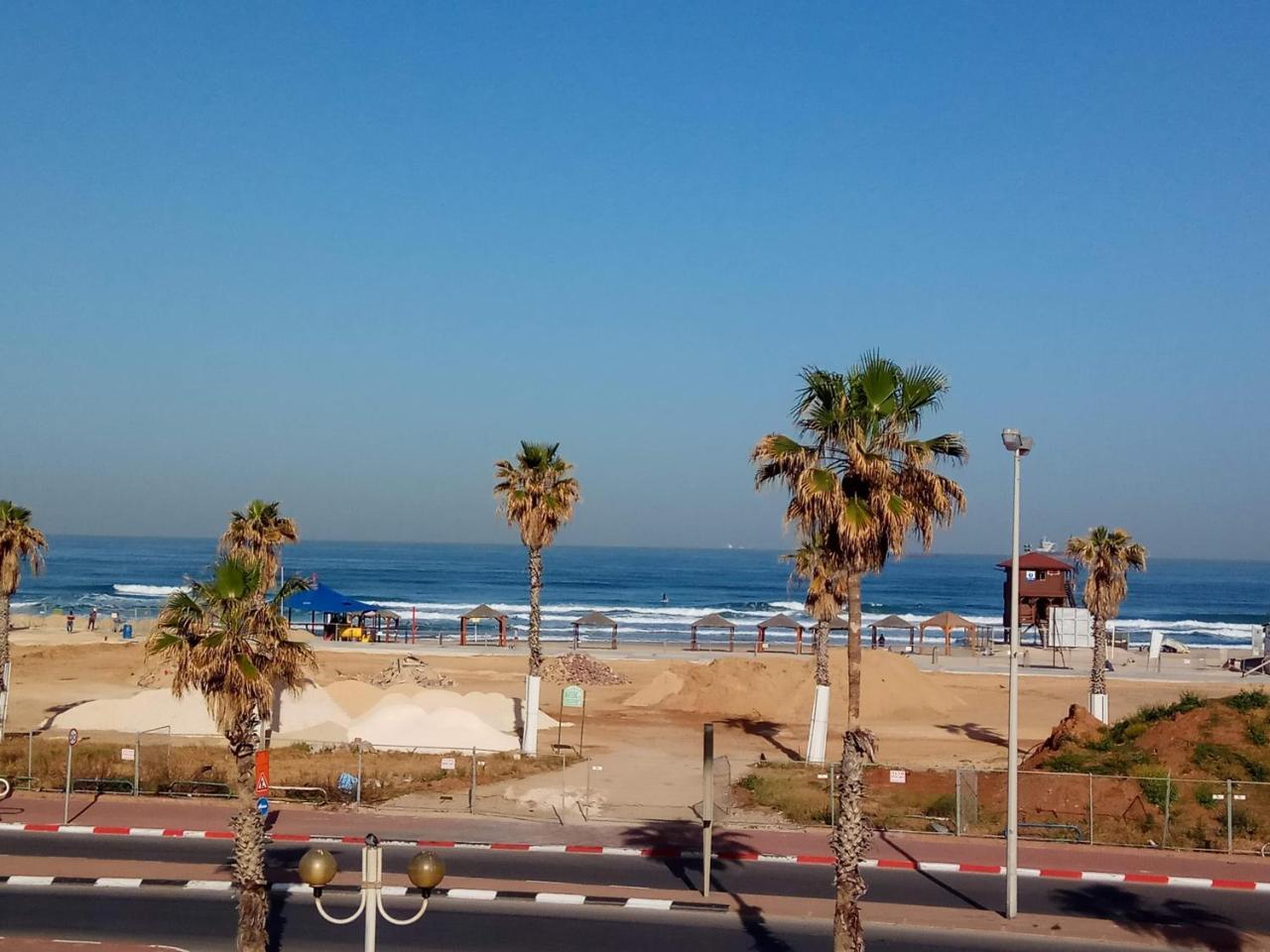 Sur La Mer Hotel Ashdod Extérieur photo